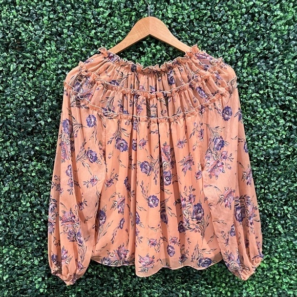 Socialite Ruffled Top Floral - Picture 7 of 9